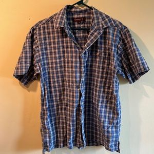 Dezun Button-Down Shirt